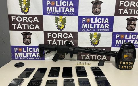 Força Tática prende quatro faccionados, apreende rifle e munições