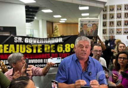 Após pedido de vista, presidente de sindicato sinaliza greve dos servidores