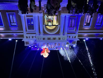 Chegada do Papai Noel dá início à agenda natalina; veja