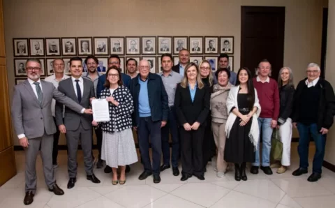 Estado firma acordo para retomada das obras do Museu de Arte Contemporânea