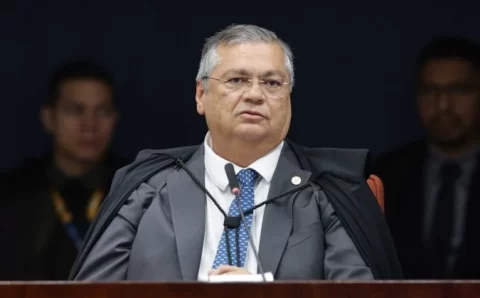 ORÇAMENTO SECRETO:  Dino suspende item de proposta para ‘ressuscitar’ pagamento de emendas