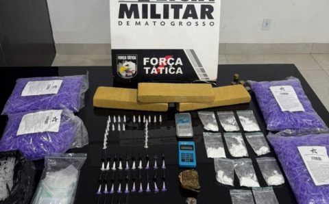 Força Tática prende faccionado com tabletes de maconha e porções de cocaína
