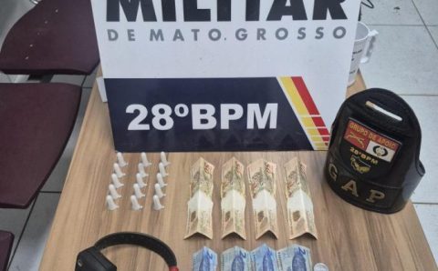 PM prende faccionada por tráfico de drogas e apreende porções de entorpecentes e dinheiro