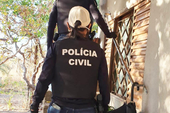 EM FLAGRANTE:    Faccionado é preso por agredir bisavó de 93 anos em Cuiabá