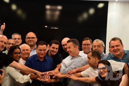 Direita de Mato Grosso segue embolada