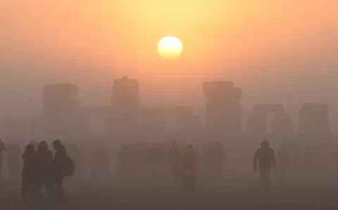 CIÊNCIA:  Anel de fossas perto de Stonehenge seria fronteira sagrada