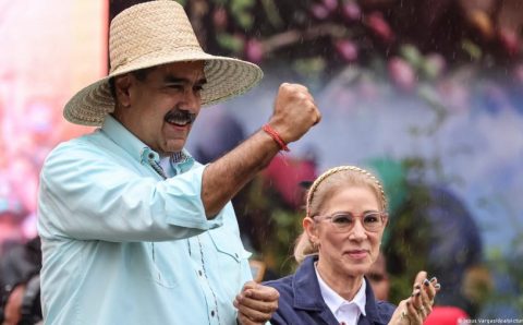 Como bloqueio naval de Trump impacta o regime de Maduro