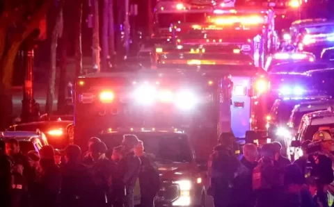 Polícia prende pessoa após ataque em universidade dos EUA