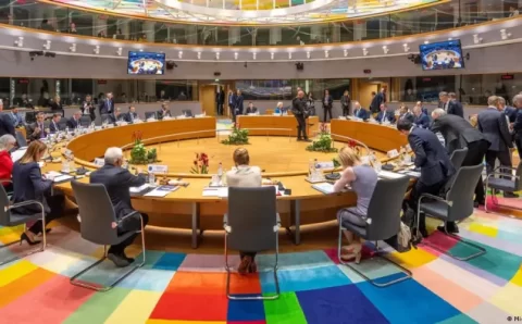 UE aprova financiamento de € 90 bilhões à Ucrânia