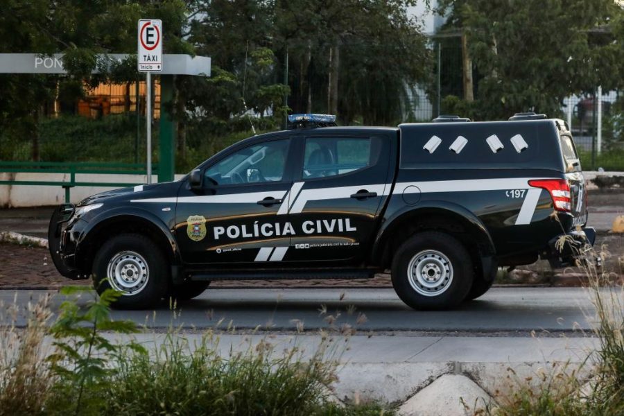 Polícia Civil cumpre mandado de prisão contra homem por crime de violência doméstica