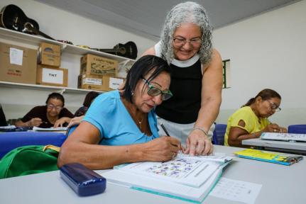 MT:  142 MUNICÍPIOS:  Mais MT alfabetiza mais de 18 mil pessoas em 2025 e consolida política de inclusão