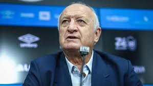 Saudado por Felipão, Luís Castro celebra chegada ao Grêmio: “Continuar o caminho com dignidade”