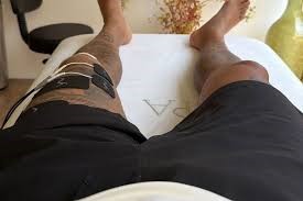 Neymar começa tratamento no joelho após cirurgia: “Nunca desista”