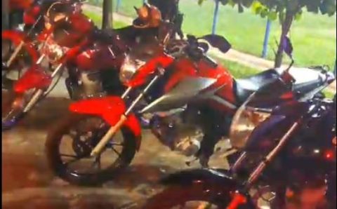 Polícia Militar frusta rolezinho em Rondonópolis e apreende 30 motocicletas irregulares