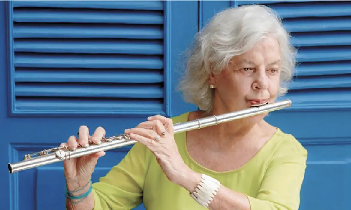Mestra do choro, flautista francesa Odette Dias morre aos 96 no Rio