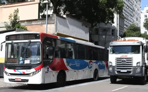 Setor de serviços cresce 0,3% em outubro, nono mês seguido de alta