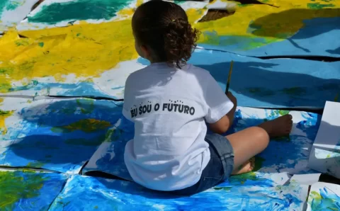 Desigualdades sociais dificultam acesso à educação infantil no Brasil