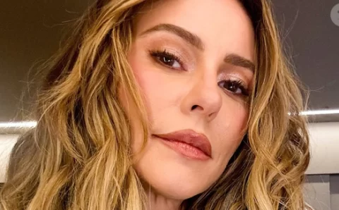 ‘Invasão com cara de presente’: Paolla Oliveira detona responsável por enviar flores e diz que homem conseguiu seu endereço sem autorização