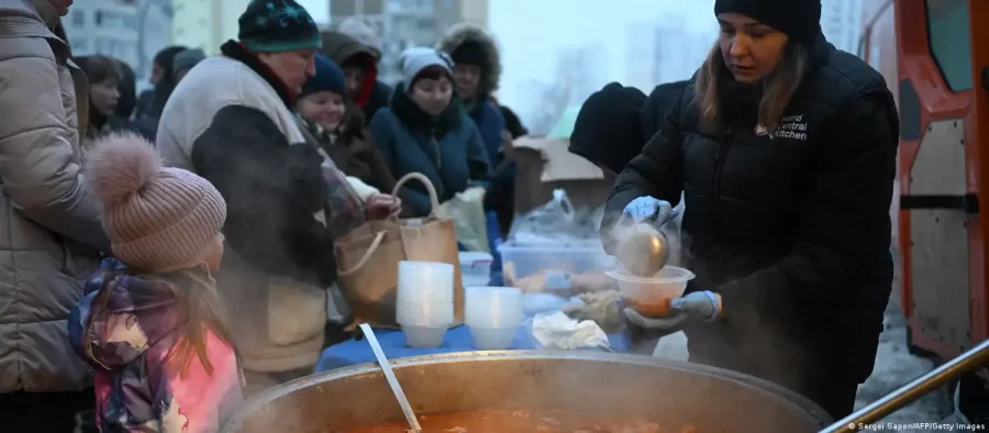 As táticas dos ucranianos para suportar frio extremo em Kiev