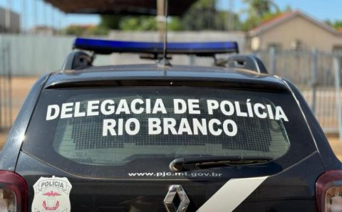 Polícia Civil cumpre 4 mandados contra casal investigado por extorsão em Lambari D’Oeste