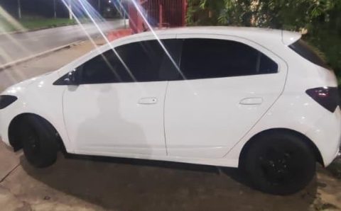 Força Tática recupera veículo roubado e prende integrante de quadrilha em Várzea Grande