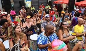 Rio abre carnaval não oficial com mais de 70 blocos neste domingo