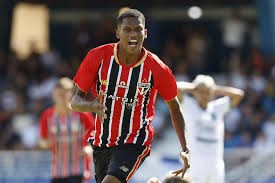 São Paulo atropela o Real Soccer pela Copinha com golaço de Paulinho