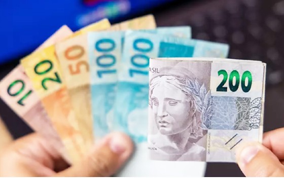 MT:  RENDA FAMILIAR:   87,69% da população de MT integram as classes A, B e C