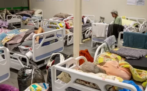 Saúde lança versão atualizada da Caderneta da Pessoa Idosa