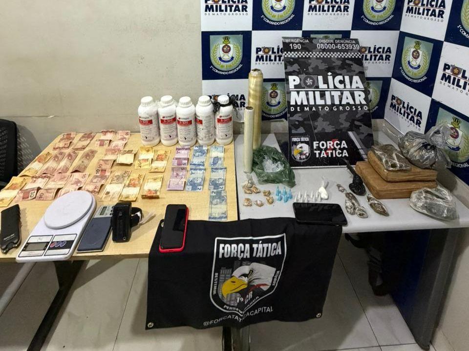 Força Tática prende dupla com maconha e pasta base de cocaína em Cuiabá