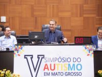 Wilson Santos propõe centros itinerantes para diagnóstico precoce do autismo em MT