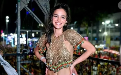 Cheiro que dura o Carnaval todo! Esses 5 perfumes árabes têm a melhor fixação na pele: duram do bloco ao camarote!