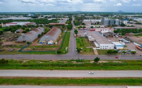 Com obras em rodovias e ferrovias, Mato Grosso avança na atração de empresas e na expansão industrial