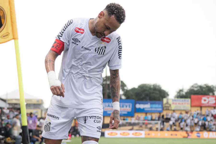 Neymar tem apenas três jogos para buscar vaga na Seleção de Ancelotti