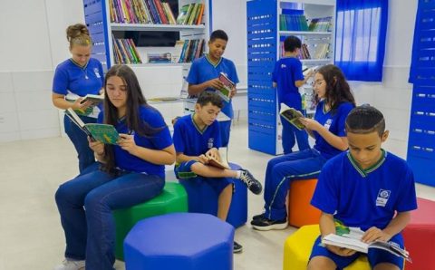 Seduc divulga resultado preliminar de seletivo para bibliotecários e nutricionistas nesta sexta-feira (13); salários chegam a R$ 7,8 mil