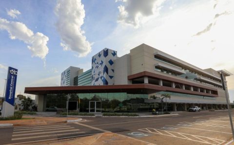 Hospital Central encerra fevereiro com mais de 1,2 mil profissionais em atuação
