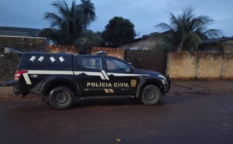 Polícia Civil cumpre buscas contra facção criminosa envolvida com tráfico de drogas e lavagem de dinheiro em Nova Xavantina