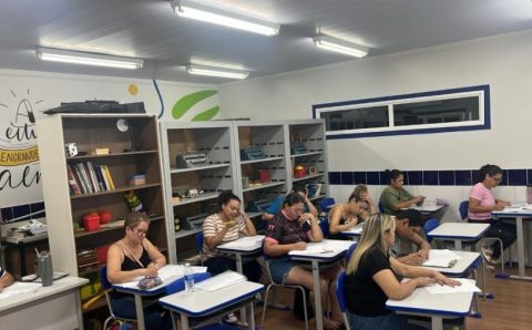 Seduc divulga lista de convocados para o curso de Técnicas de Leitura e Escrita no Sistema Braille
