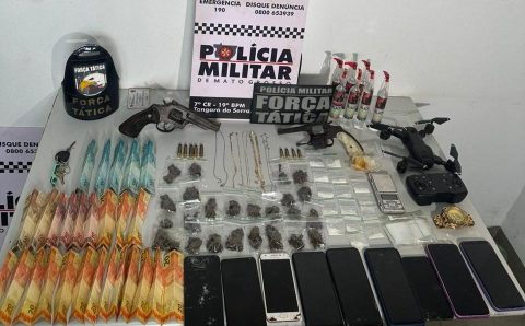 Polícia Militar prende seis homens por roubo a residência em Tangará da Serra