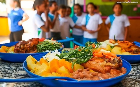 NOVOS VALORES:    MEC reajusta repasses do Pnae em 14,35% e investimento em merenda escolar soma alta de 55% desde 2023