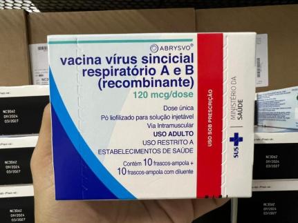 MT:  DISPONÍVEL NOS POSTOS:   Vacina protege grávidas e bebês de vírus respiratórios