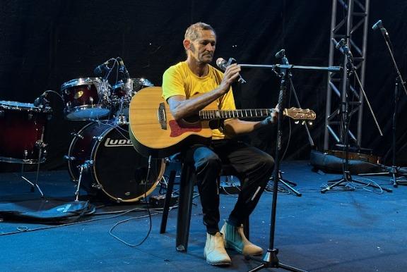 MT:  CULTURA ITINERANTE:   Projeto Rota Cultural de Cuiabá descentraliza cultura e lazer ao levar atrações ao bairro Pedra 90