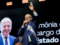 Otaviano Pivetta recebe faixa de governador e reforça compromisso de seguir com investimentos em todas as áreas