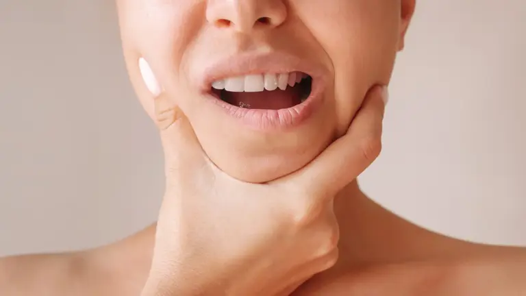 Sinais na boca podem indicar risco de câncer colorretal; veja quais são