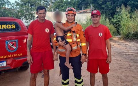 Corpo de Bombeiros localiza criança desaparecida em área de mata