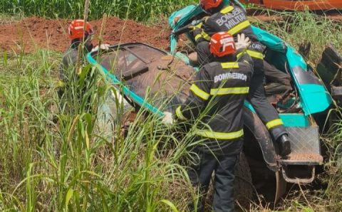 Corpo de Bombeiros resgata corpo de vítima após acidente fatal em União do Sul