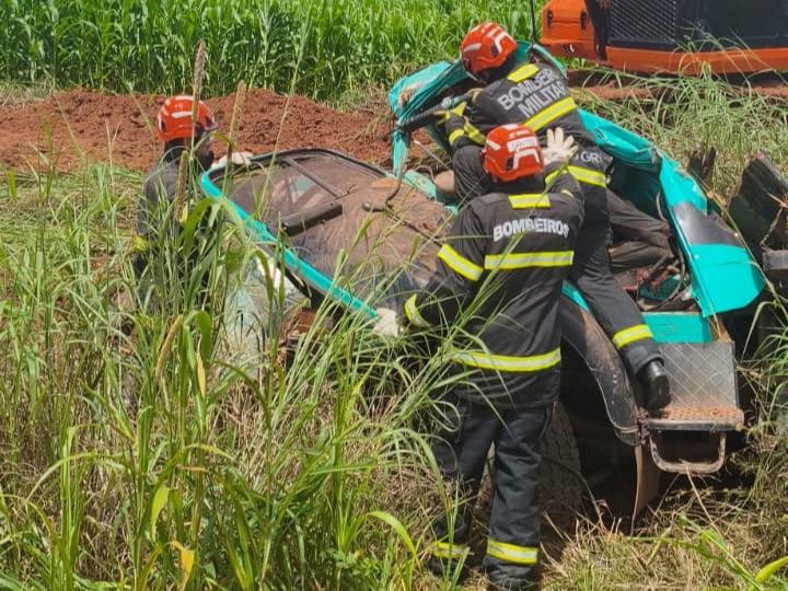 Corpo de Bombeiros resgata corpo de vítima após acidente fatal em União do Sul