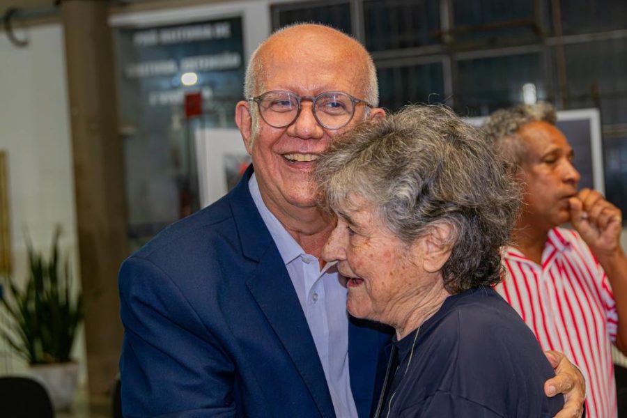 Com o apoio do Governo de MT, novo livro de Aline Figueiredo apresenta análise atualizada da arte mato-grossense