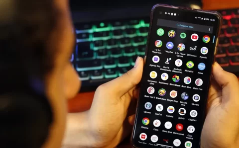 Serviços digitais não checam idade no momento de criação da conta