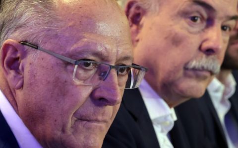 Governo prepara plano para socorrer setores afetados por tarifaço